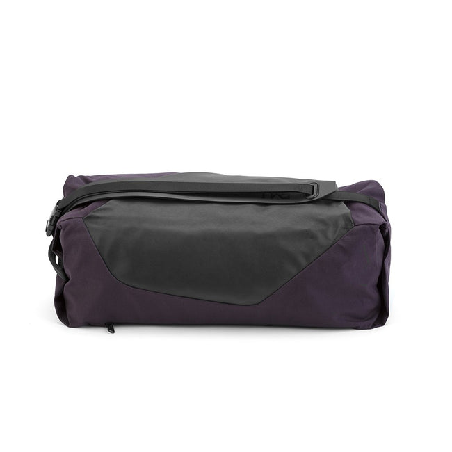 RYU Bags Daily Duffle Lux 18.5L in Blackened Port