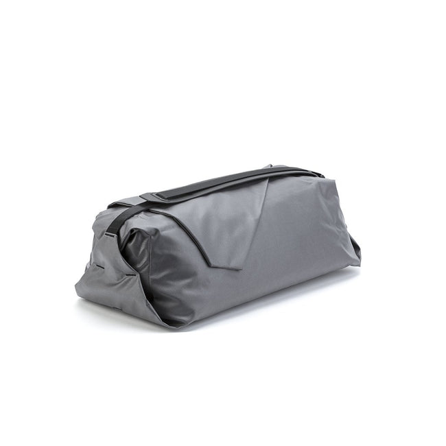 RYU Bags Daily Duffle 18.5L in Arsenic