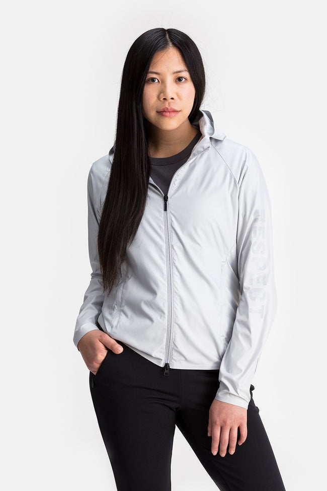 RYU Womens Wind Shell Jacket in Platinum / Sleeve Print