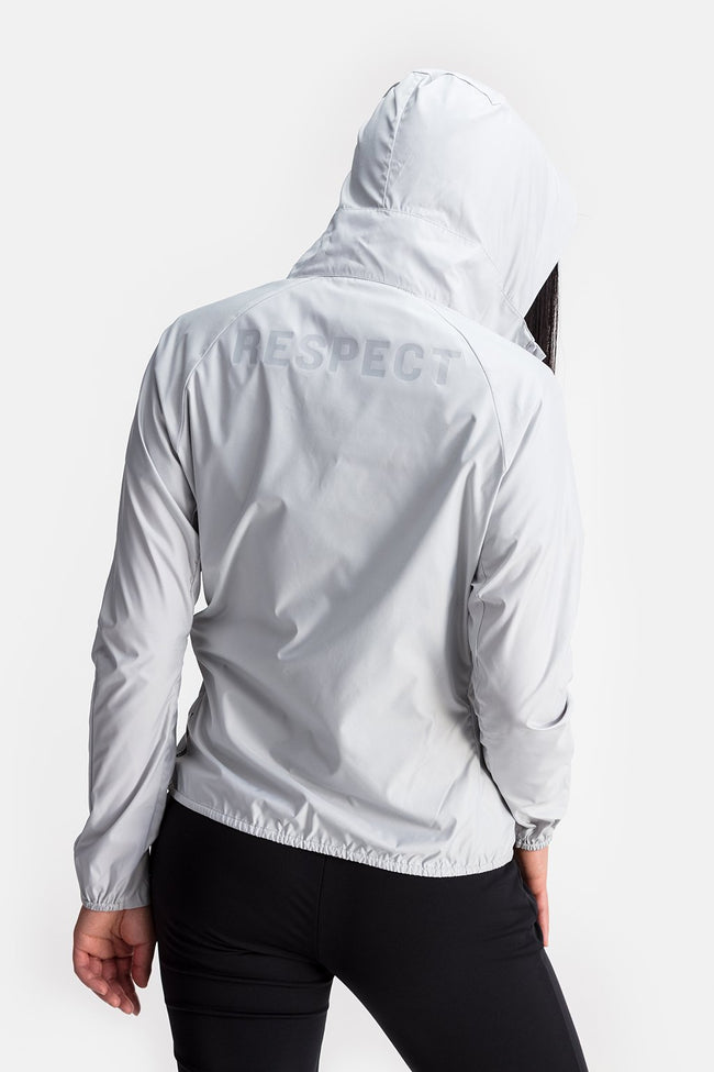 RYU Womens Wind Shell Jacket in Platinum / Back Print