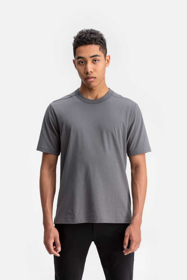 RYU Mens Level Football Tee in Granite