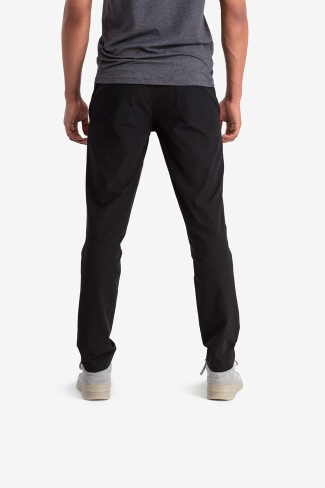 RYU Mens Fuse Chino in Black