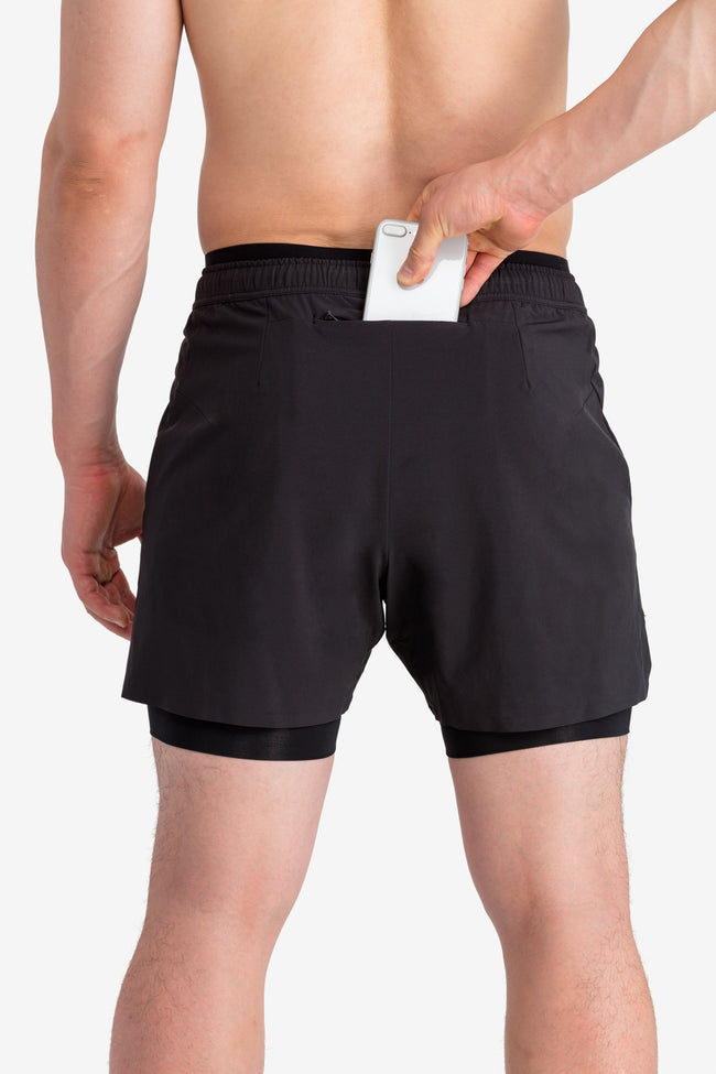 RYU Mens Vector Short in Black