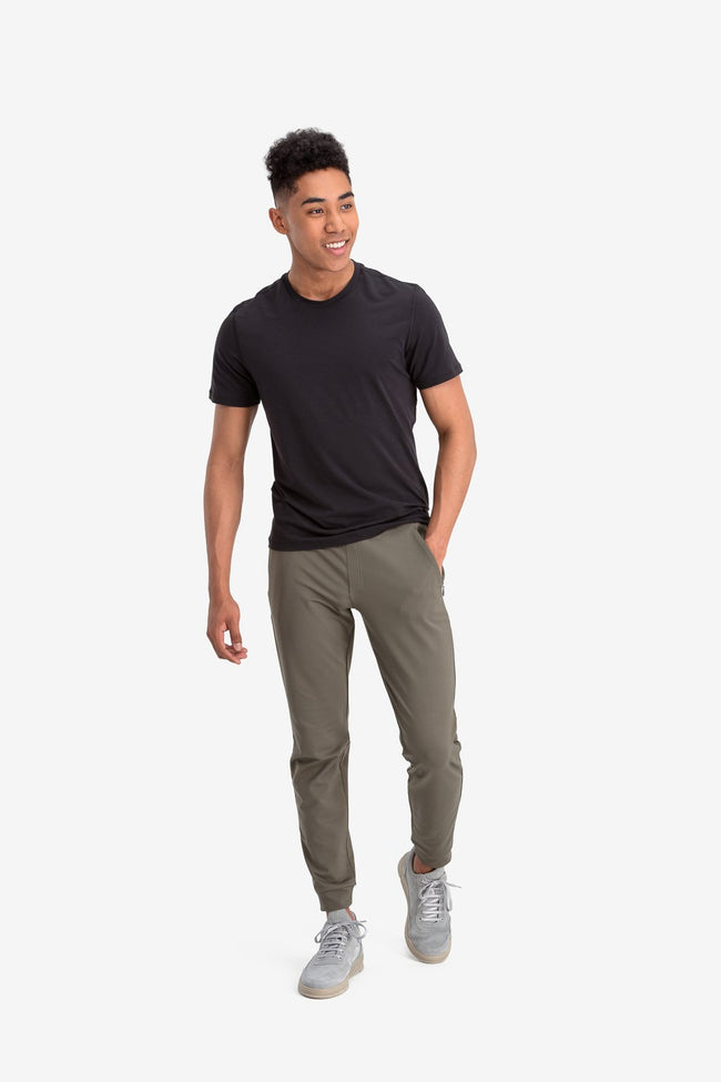 RYU Mens EveryWear Jogger in Charcoal