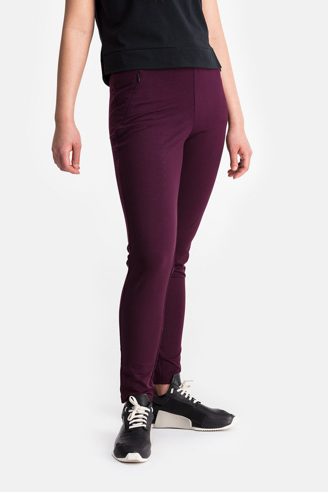 RYU Womens EveryWear Slim Pant in Blackened Plum