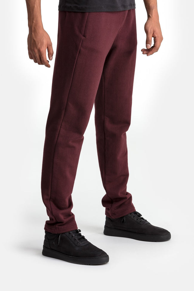 RYU Mens Core Jogger in Blackened Port