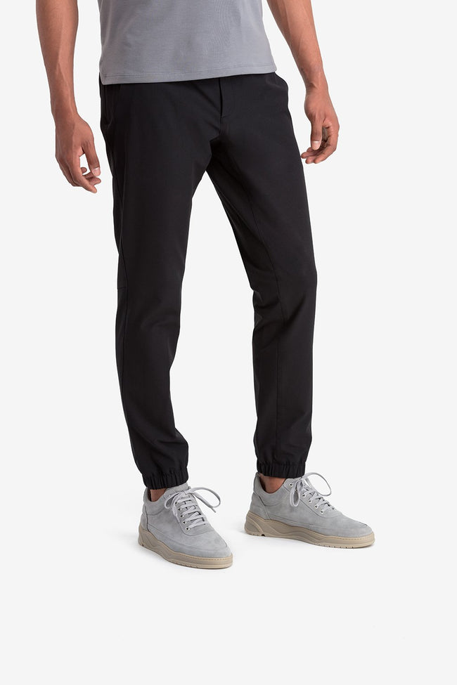 RYU Mens Fuse Trainer in Black