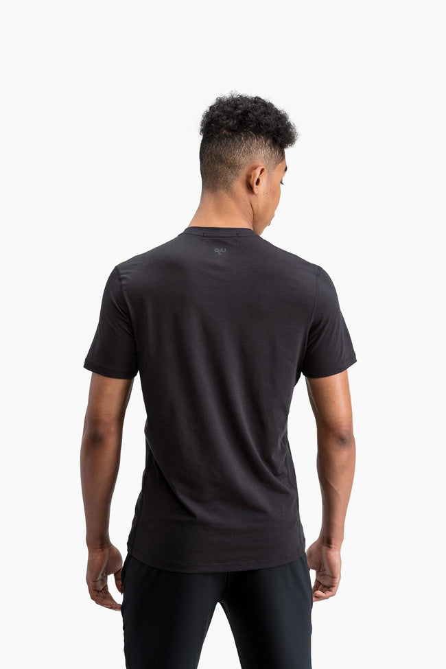 RYU Mens Standard Issue Crew - Respect Graphic in Raven