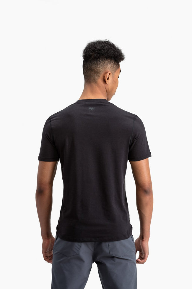 RYU Mens Standard Issue Crew - RYU Graphic in Raven