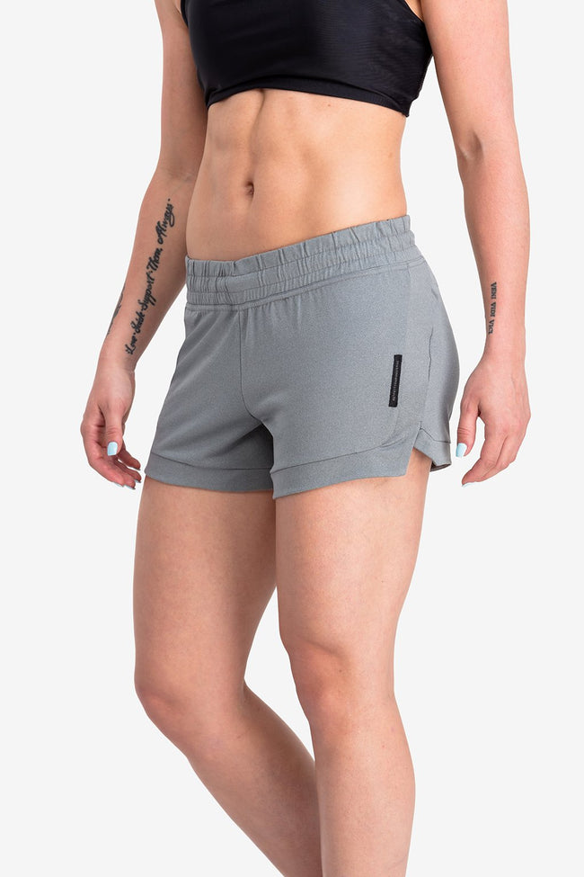 RYU Womens Starter Short in Titanium