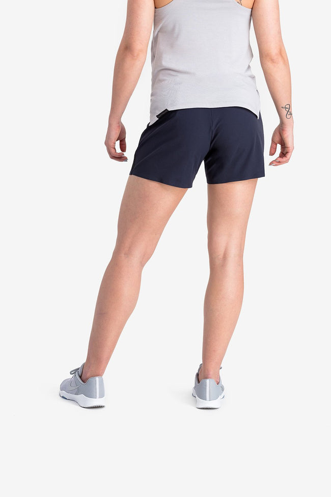 RYU Womens Power Short in Blackened Navy