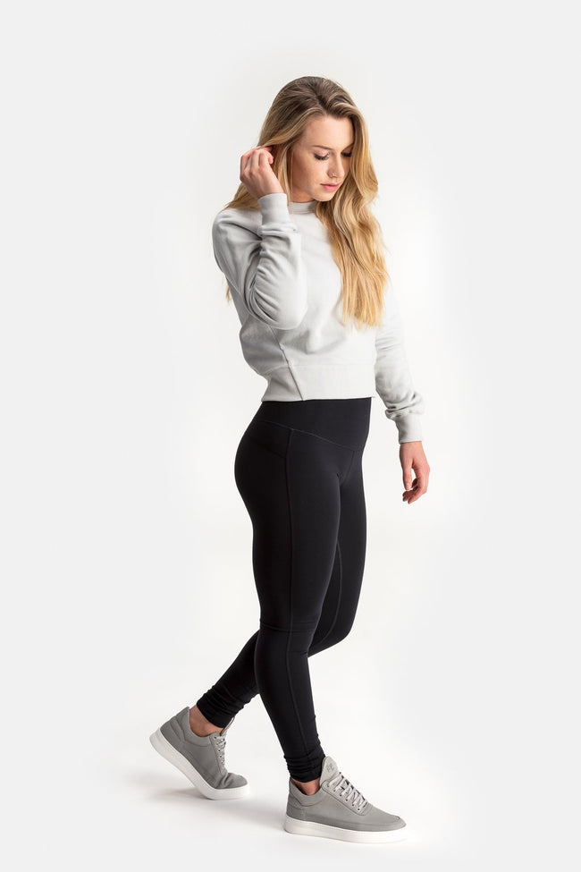 RYU Womens Core Crew in Platinum
