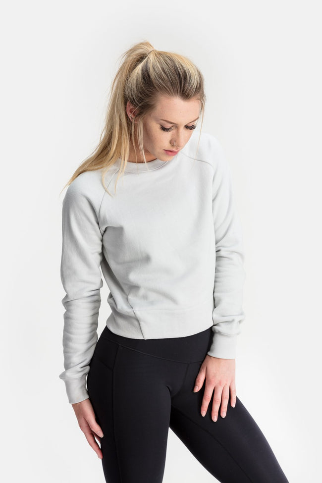 RYU Womens Core Crew in Platinum