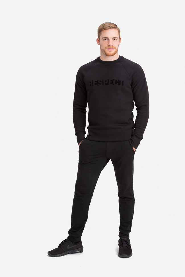 RYU Mens Graphic Core Crew in Black