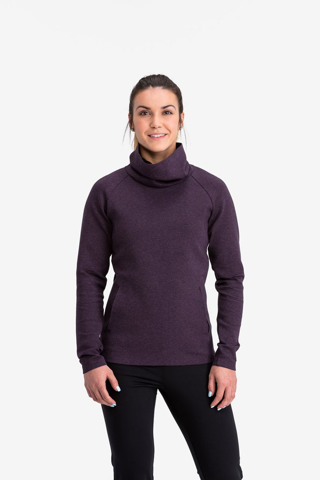 RYU Womens Ethos Pullover in Blackened Mulberry