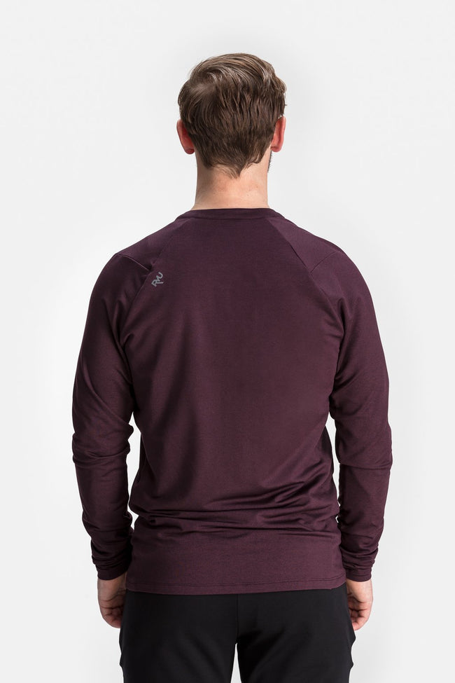 RYU Mens MidLayr Henley in Blackened Port