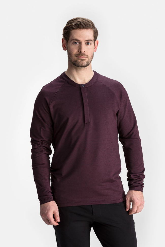 RYU Mens MidLayr Henley in Blackened Port