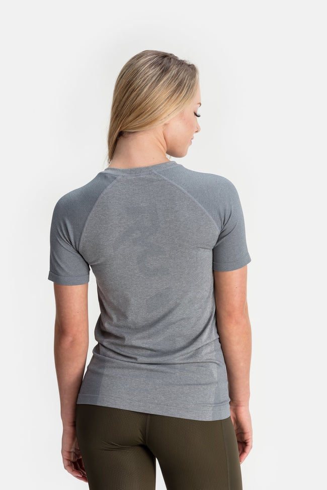 RYU Womens Vapor Crew Neck in Titanium