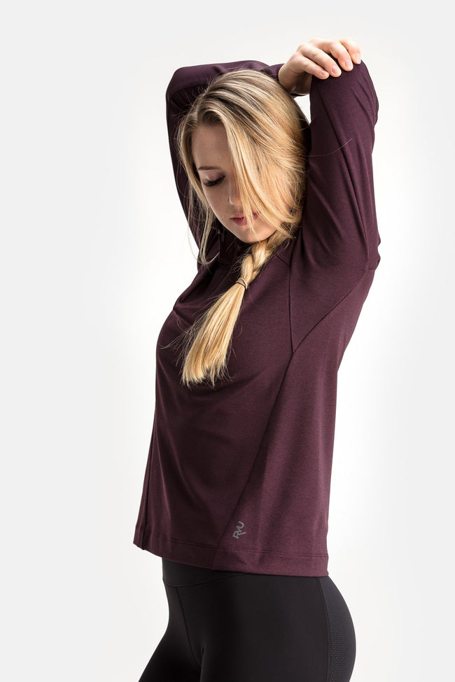 RYU Womens MidLayr 1/2 Zip in Blackened Port