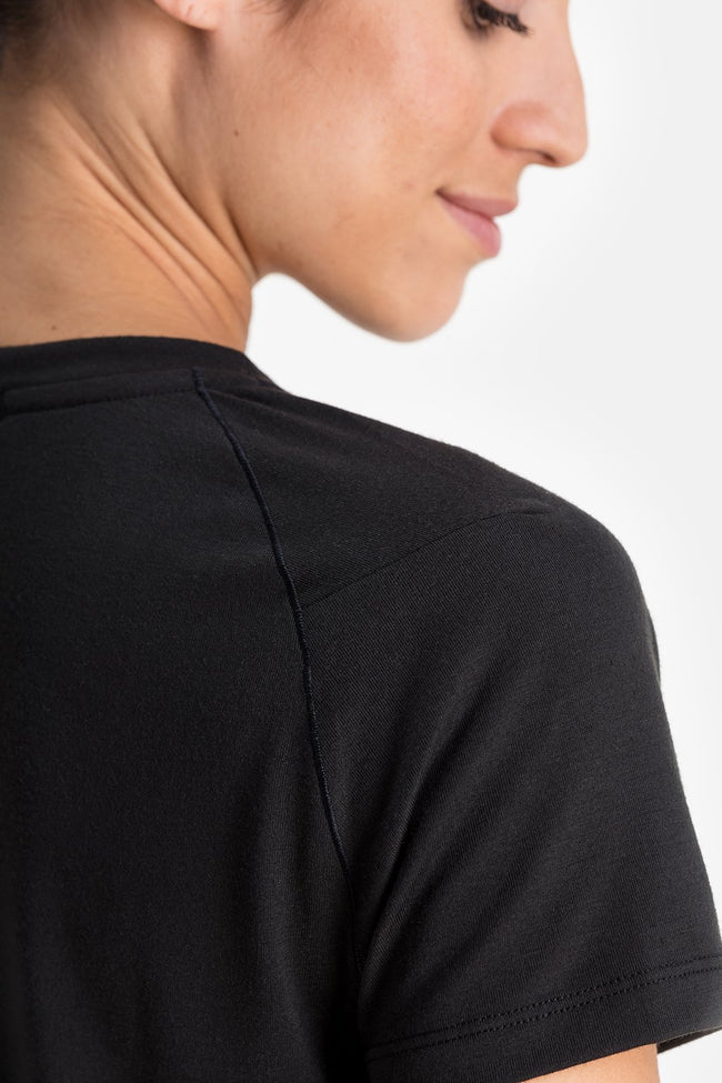 RYU Womens Tech Crew Tee in Black