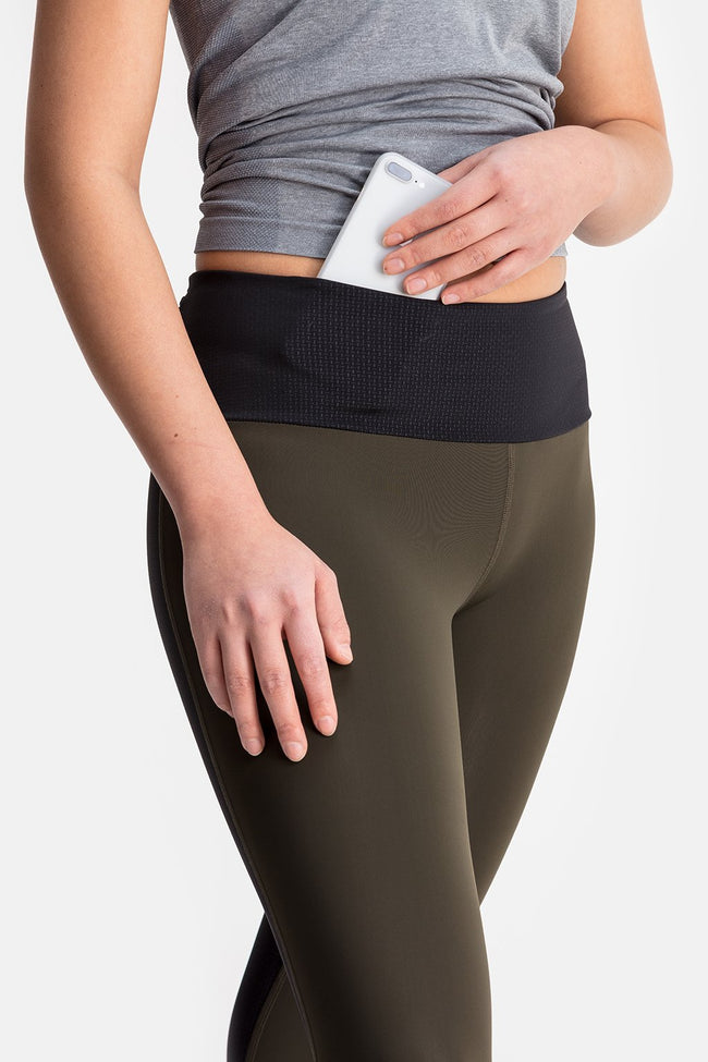 RYU Womens Cardio Tight in Black / Blackened Fatigue