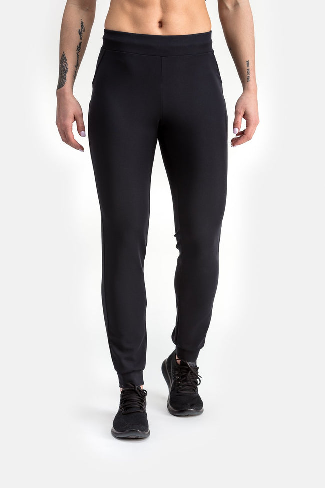 RYU Womens Tough Jogger in Black