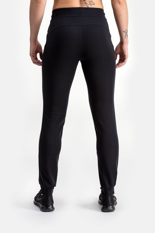 RYU Womens Tough Jogger in Black