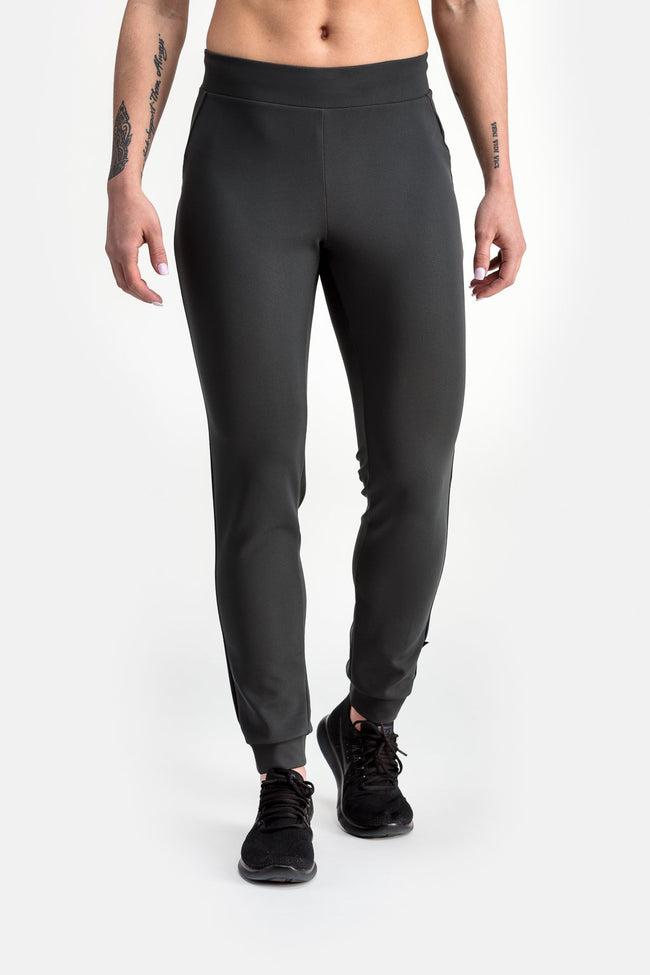 RYU Womens Tough Jogger in Blackened Avocado