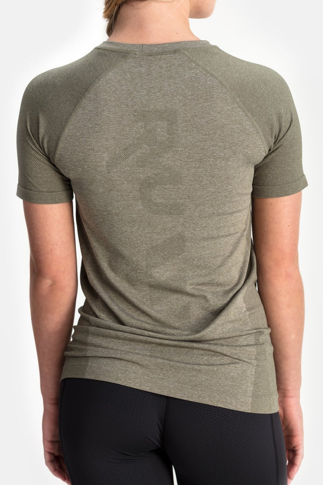 RYU Womens Vapor Crew Neck in Fatigue